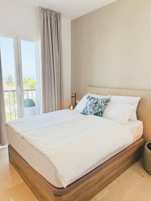 埃斯特波纳Oceanview Luxury Penthouse公寓 外观 照片